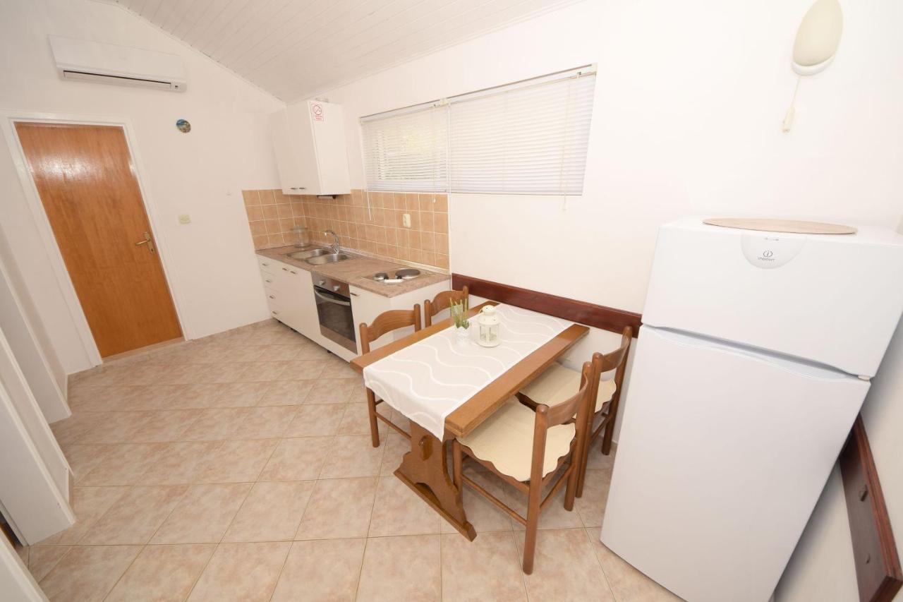 Apartments By The Sea Podobuce, Peljesac - 631 المظهر الخارجي الصورة